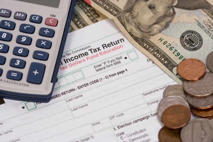 filing taxes while working abroad